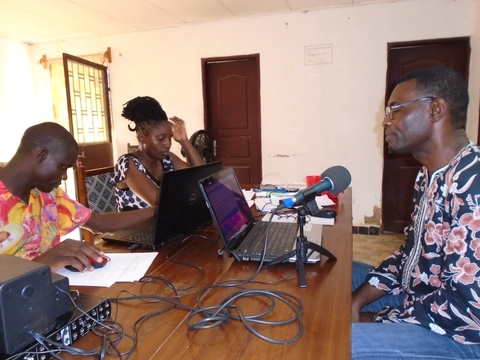 Etɔ lí kɔ́gɔ yé Lícila Lipúán 5