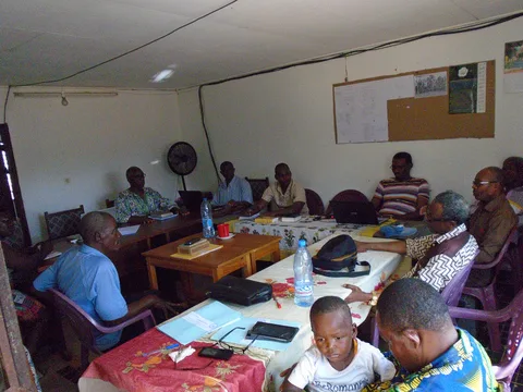 Etɔ lí kɔ́gɔ yé Lícila Lipúán 8