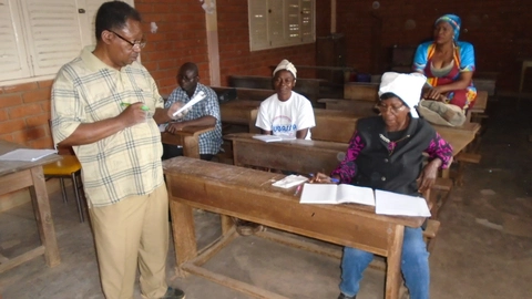 Etɔ lí kɔ́gɔ yé Lícila Lipúán 18